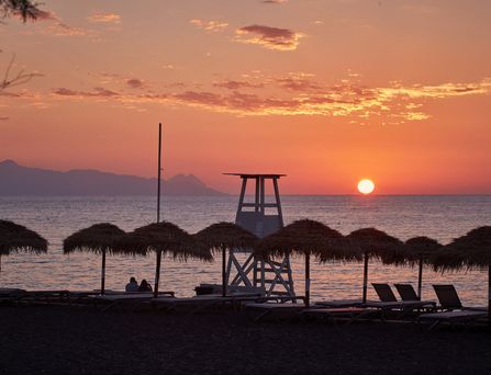 Aqua Blue Hotel - Member Of KD Hotels & Resorts