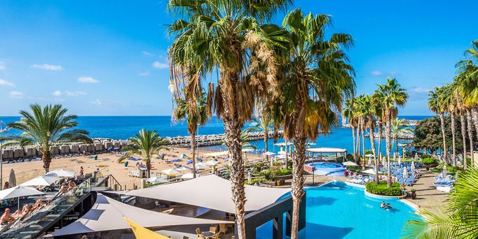 Calheta Beach