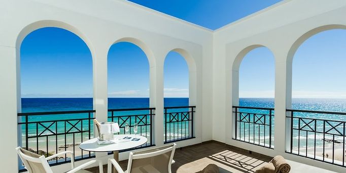 Royal Palm Resort & Spa