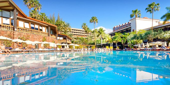 Hotel Parque Tropical