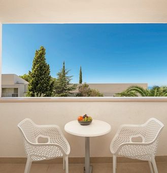 Medora Auri Family Beach Resort