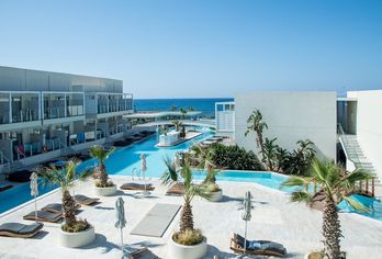 Insula Alba Sea Side Resort & Spa