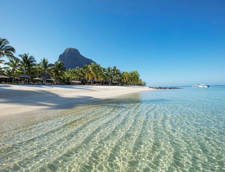 Paradis Beachcomber Golf Resort & Spa