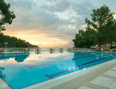 Club & Hotel Letoonia