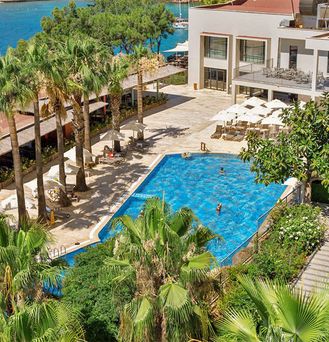 Blue Dreams Resort