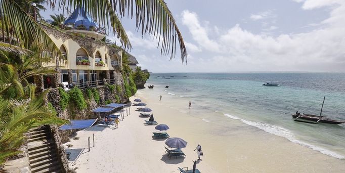 Bahari Beach Hotel