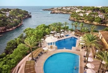 ROBINSON Cala Serena
