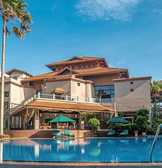 Royal Palms Beach Hotel