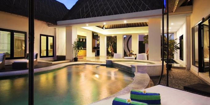 Villa Seminyak Estate & Spa