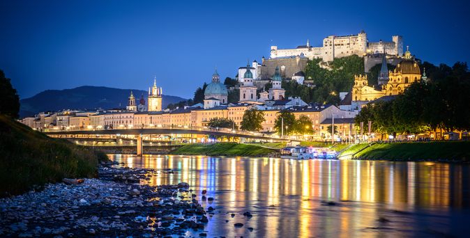 Salzach_makartsteg_nachts.jpg