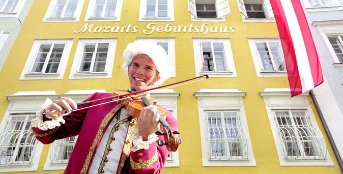 Mozart_Geburtshaus.jpg