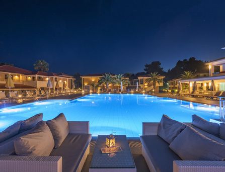 Lagomandra Beach Hotel