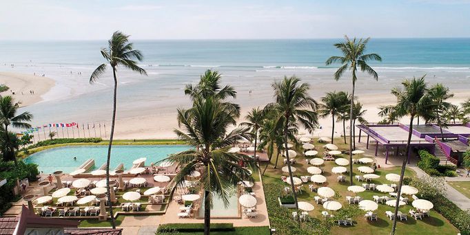 Apsara Beachfront Resort and Villa