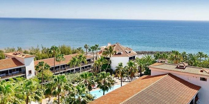 Hotel Parque Tropical