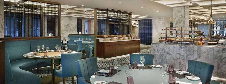 Al Bustan Palace - A Ritz-Carlton Hotel