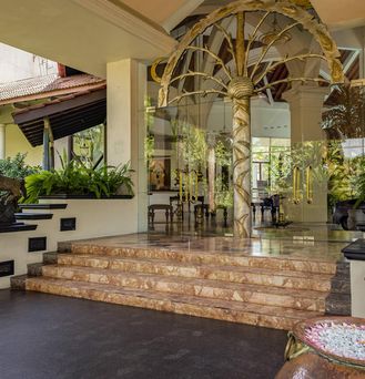 Royal Palms Beach Hotel