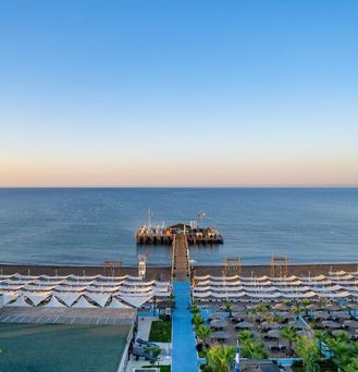 Delphin Imperial Hotel