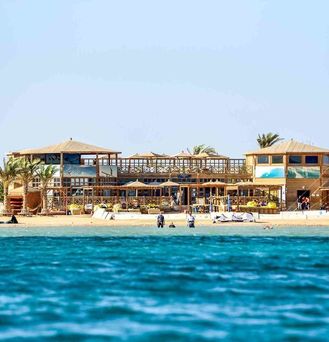 The Breakers Diving & Surfing Lodge