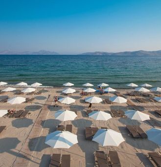 Caravia Beach Hotel & Bungalows