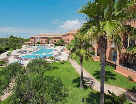 Grupotel Macarella Suites & Spa