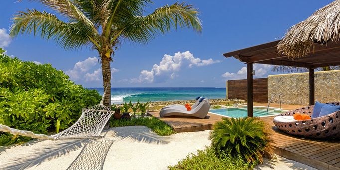 Sheraton Maldives Full Moon Resort & Spa